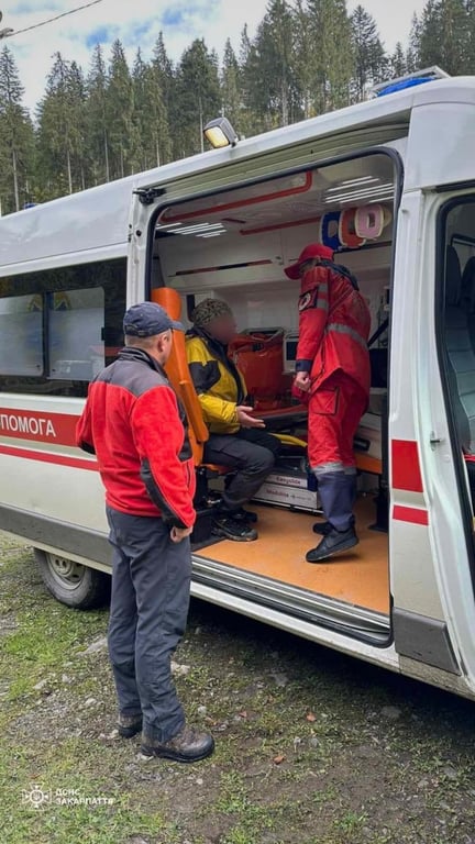 Рятувальники врятували туристів на Закарпатті