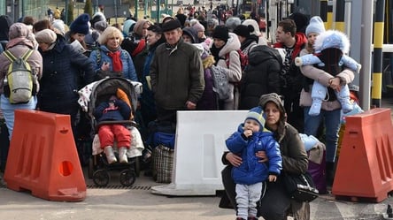 У Польщі збудують спеціальне житло для українських біженців - посол Дещиця - 285x160