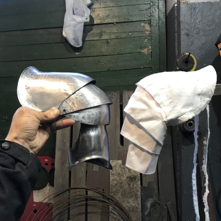 Металлическое плечо Jerry Heil