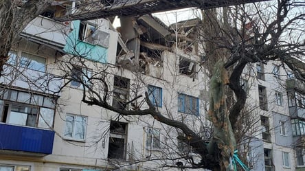 Окупанти обстріляли житловий будинок у Лисичанську, є жертви - 285x160