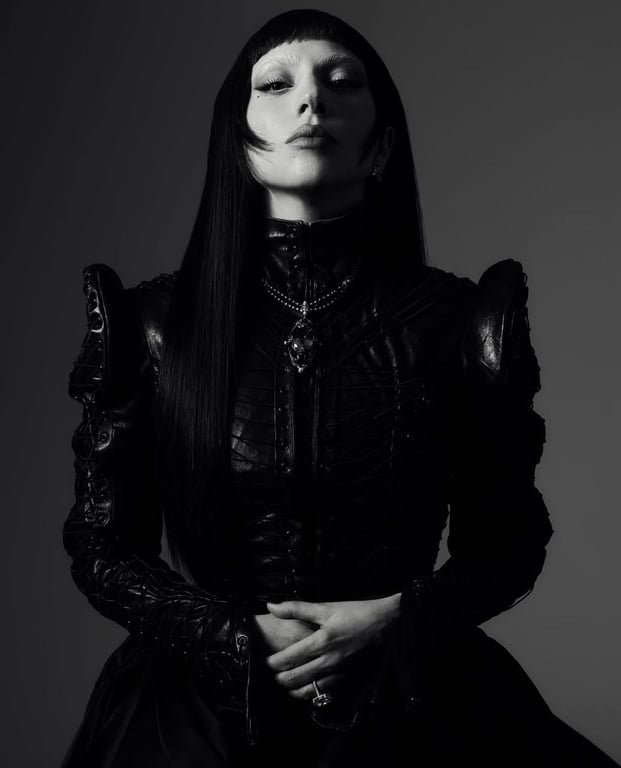 Леді Гага вміє обирати унікальні прикраси