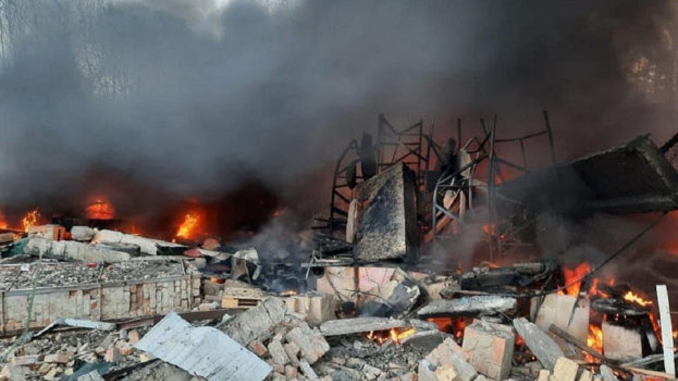 путин не отказывается от бомбардировки Киева и Одессы