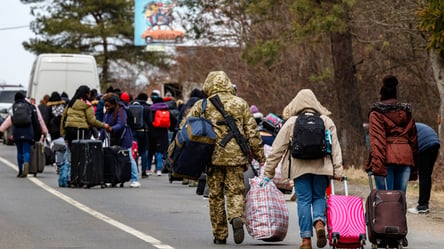 Сколько украинцев покинуло свою страну с начала войны: ответ ООН - 285x160