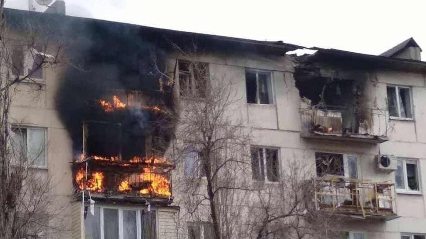 Рашисти намагаються знищити Луганську область: за добу було 26 потужних обстрілів