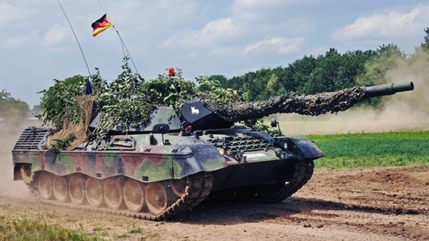 Найбільший оборонний концерн Німеччини готовий надати танки та БМП Україні