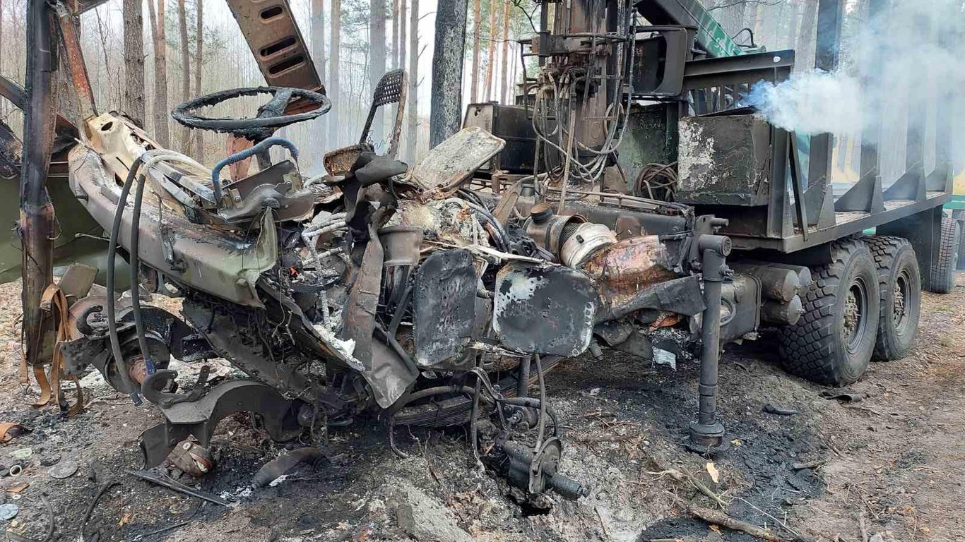 В Киевской области двое лесников взорвались на мини