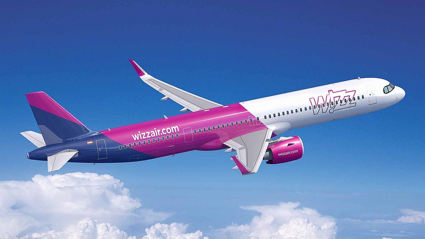 WizzAir відновлює продаж квитків в Україні: на коли заплановані перельоти