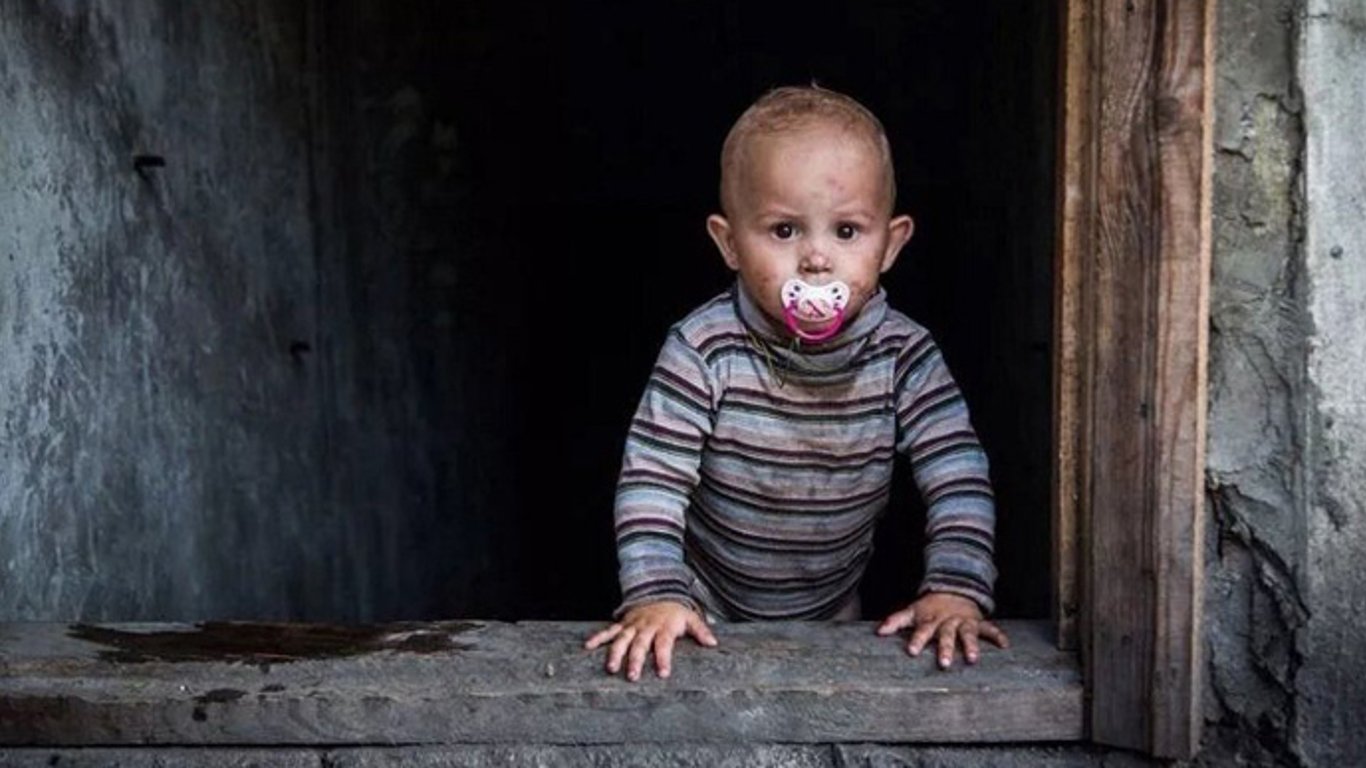 Від рук рашистів в Україні постраждали понад 595 дітей