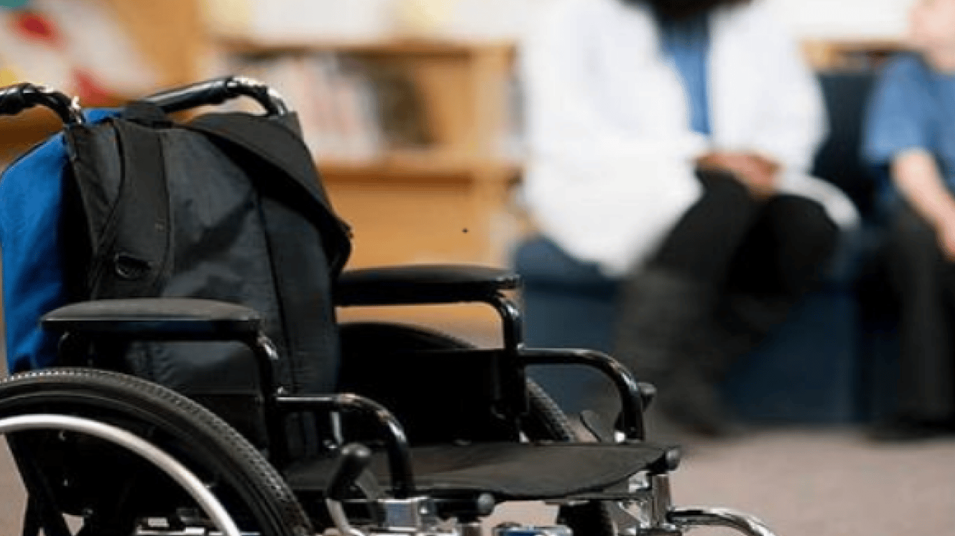 Мобілізація – окупанти в Україні призивають на службу людей з інвалідністю