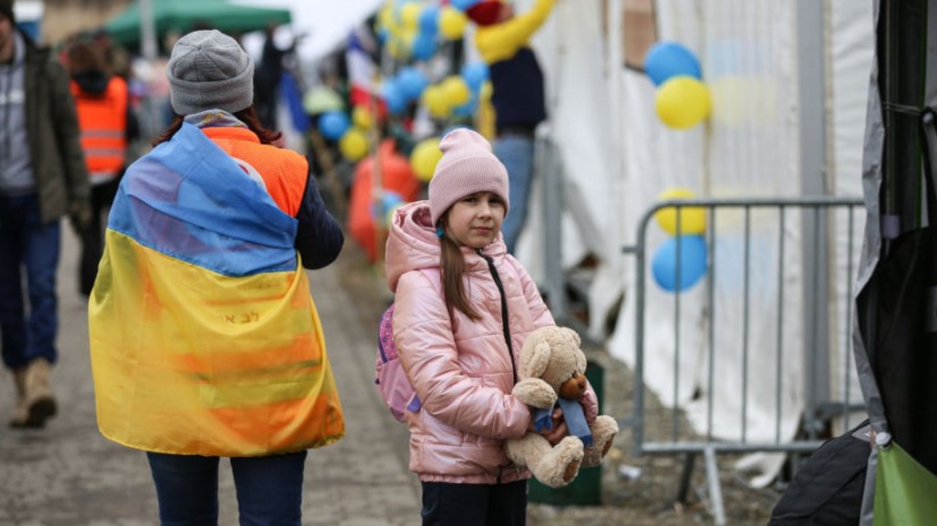 В Киеве подсчитали количество вынужденных переселенцев