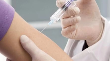 Киевлян призвали срочно сделать вакцинацию от столбняка и дифтерии: в чем причина - 285x160