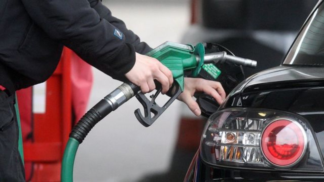 АЗС в Киеве - какая цена на бензин