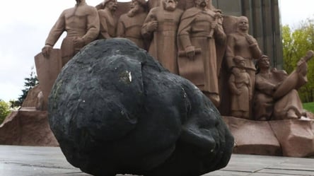 Сколько украинцев поддерживают демонтаж коммунистических памятников - опрос - 285x160