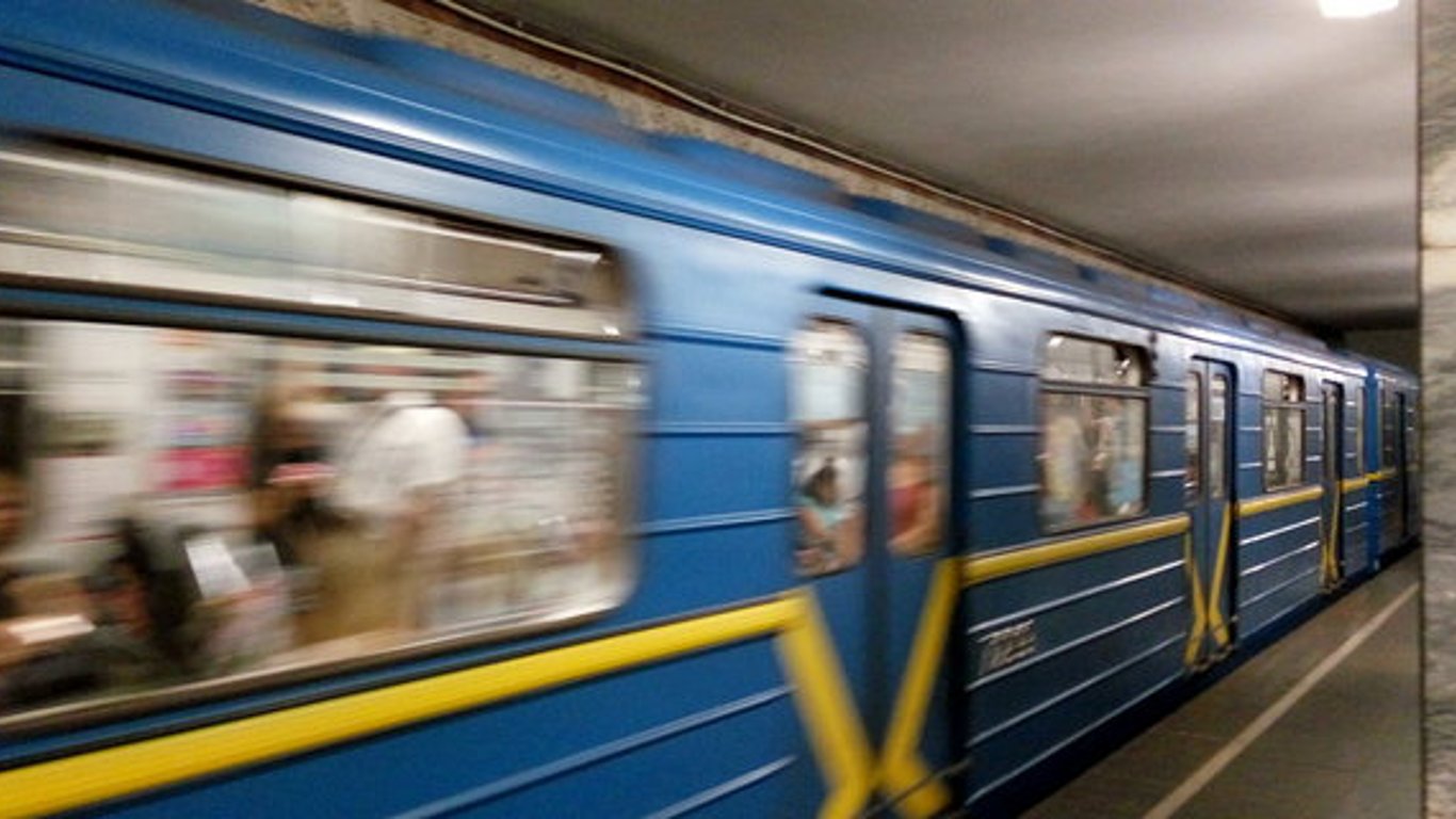 Метро в Киев - когда вернут платный проезд