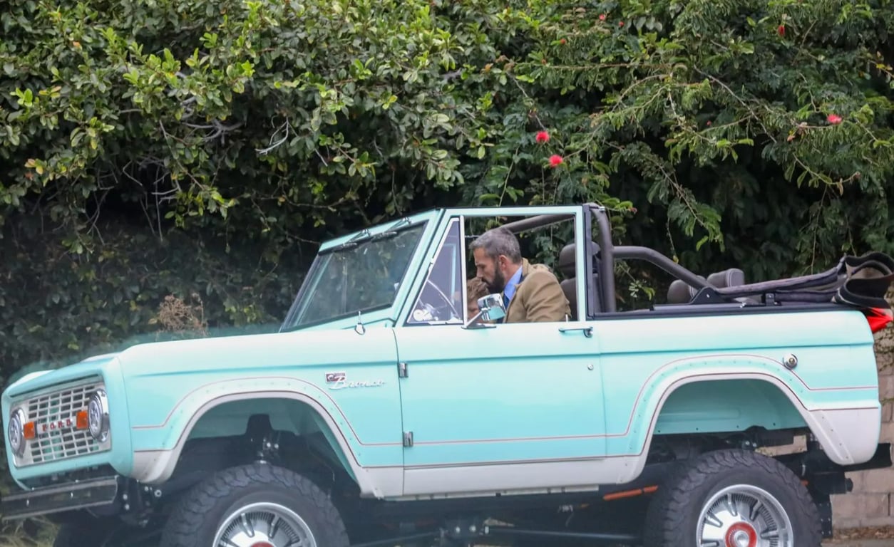 Бена Аффлека проводить час із сином Самюелем