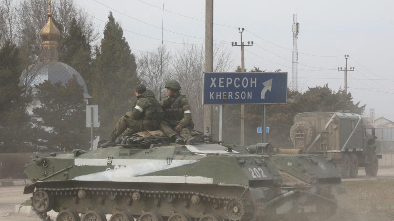 ВСУ освободят Херсон после битвы за Донбасс - депутат дал прогноз и рассказал о жизни в оккупации