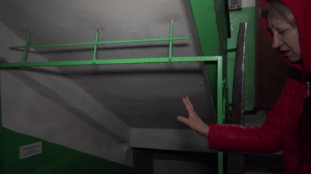 Підвал-укриття будинку в Києві затопило гарячою водою — відео - 285x160