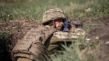 Військовий добровільно повернувся із СЗЧ: що вирішив суд - 290x160
