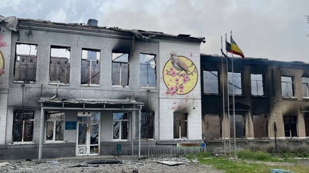 Оккупанты обстреляли школу в Донецкой области фосфорными боеприпасами - 285x160