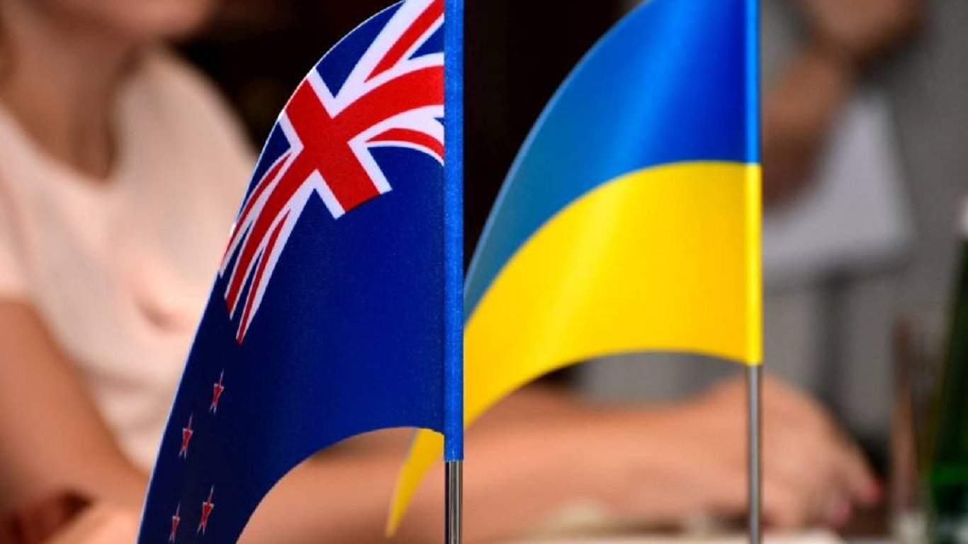 Австралия передаст Украине бронетранспортеры и другую помощь
