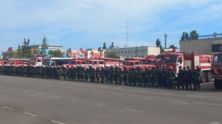 Спасатели оккупированного Энергодара вышли на протест из-за похищения их начальника - 285x160