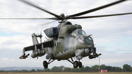 Чехия передаст Украине ударные вертолеты и будет ремонтировать поврежденную боевую технику - 285x160