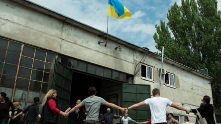россия хочет захватить Луганскую и Донецкую области для оправдания вторжения и референдума — Британская разведка - 285x160