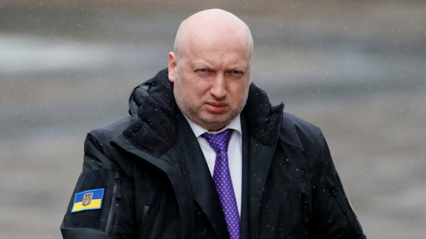 Экссекретарь СНБО Турчинов не пришел на допрос СБУ по делу Медведчука-Порошенко