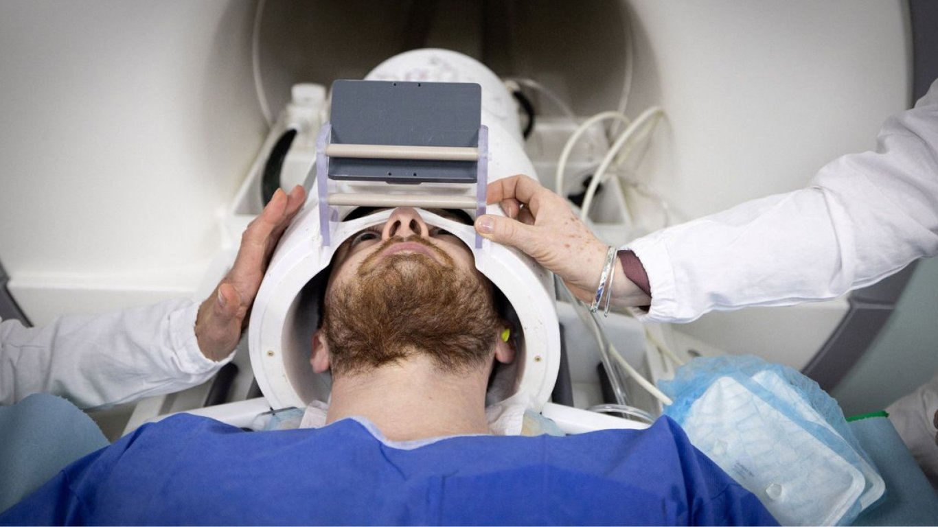 Опубліковано перші зображення людського мозку з найпотужнішої у світі МРТ