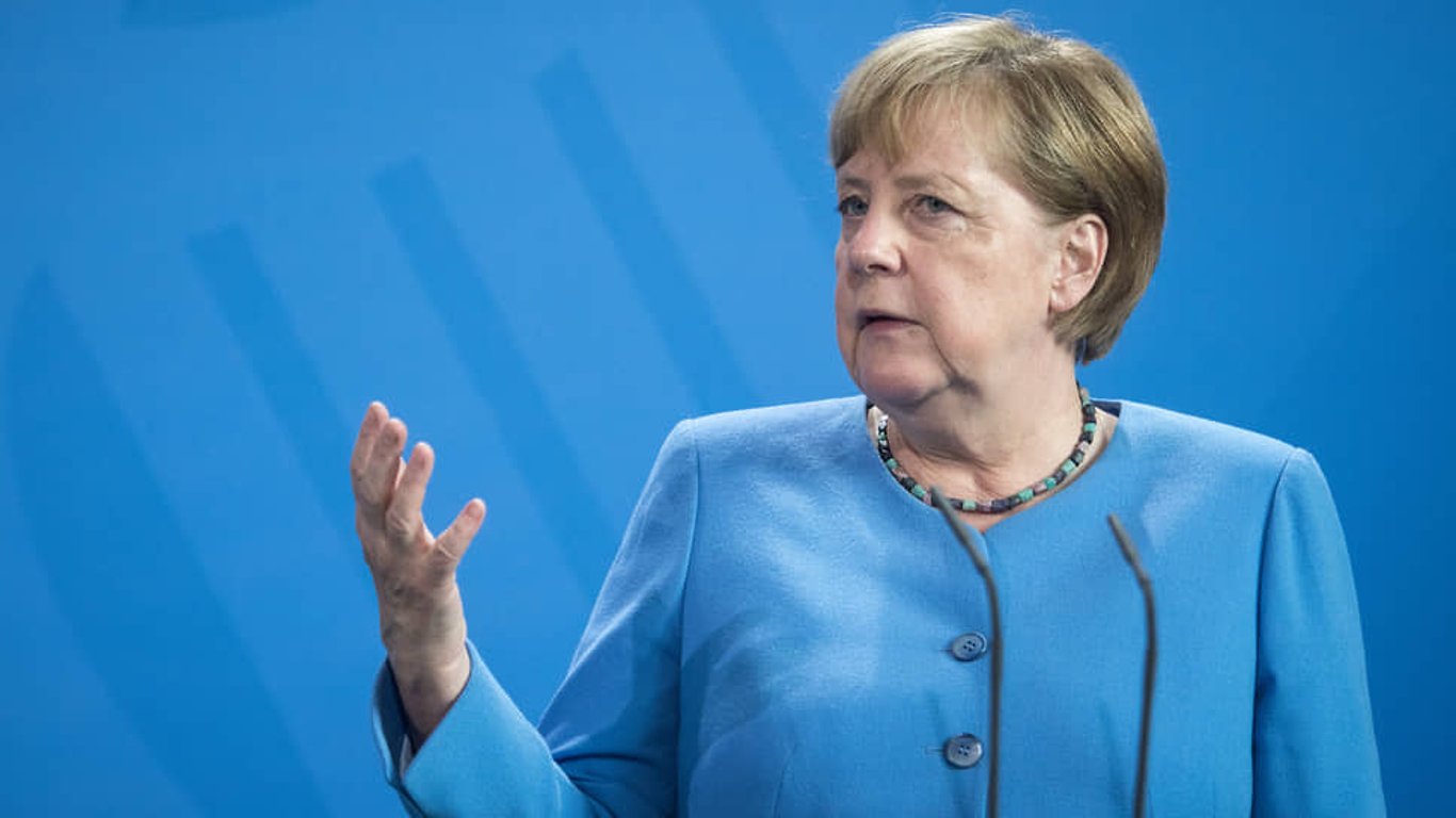 Меркель не считает себя виновной в войне