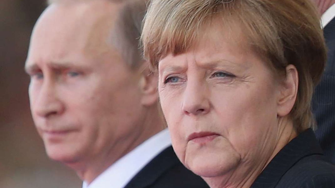 Подоляк відреагував на виправдовування Меркель щодо причетності до війни в Україні