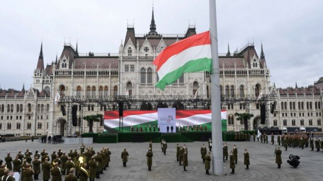 Венгрия дорого заплатит за свое поведение в отношении Украины