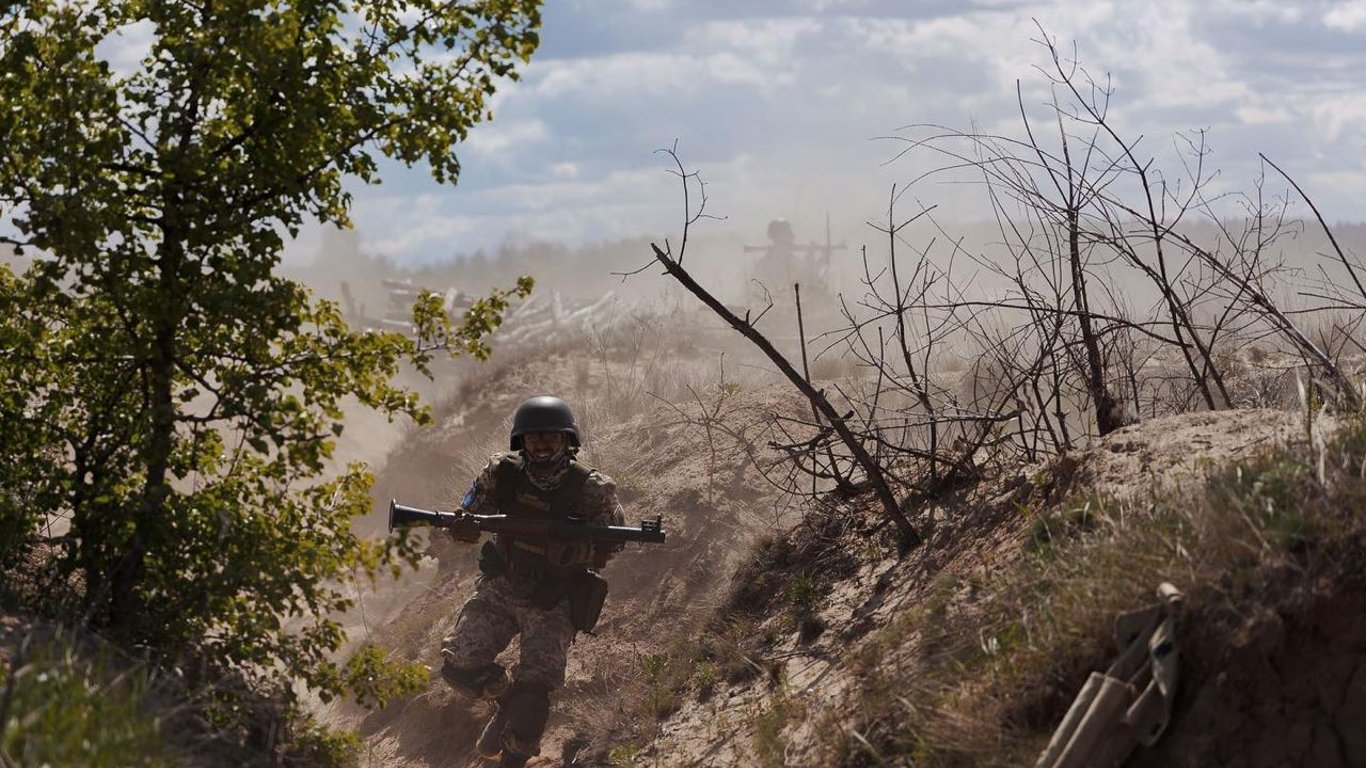 Російські війська просунулися до Святогірська: що зафіксували супутники