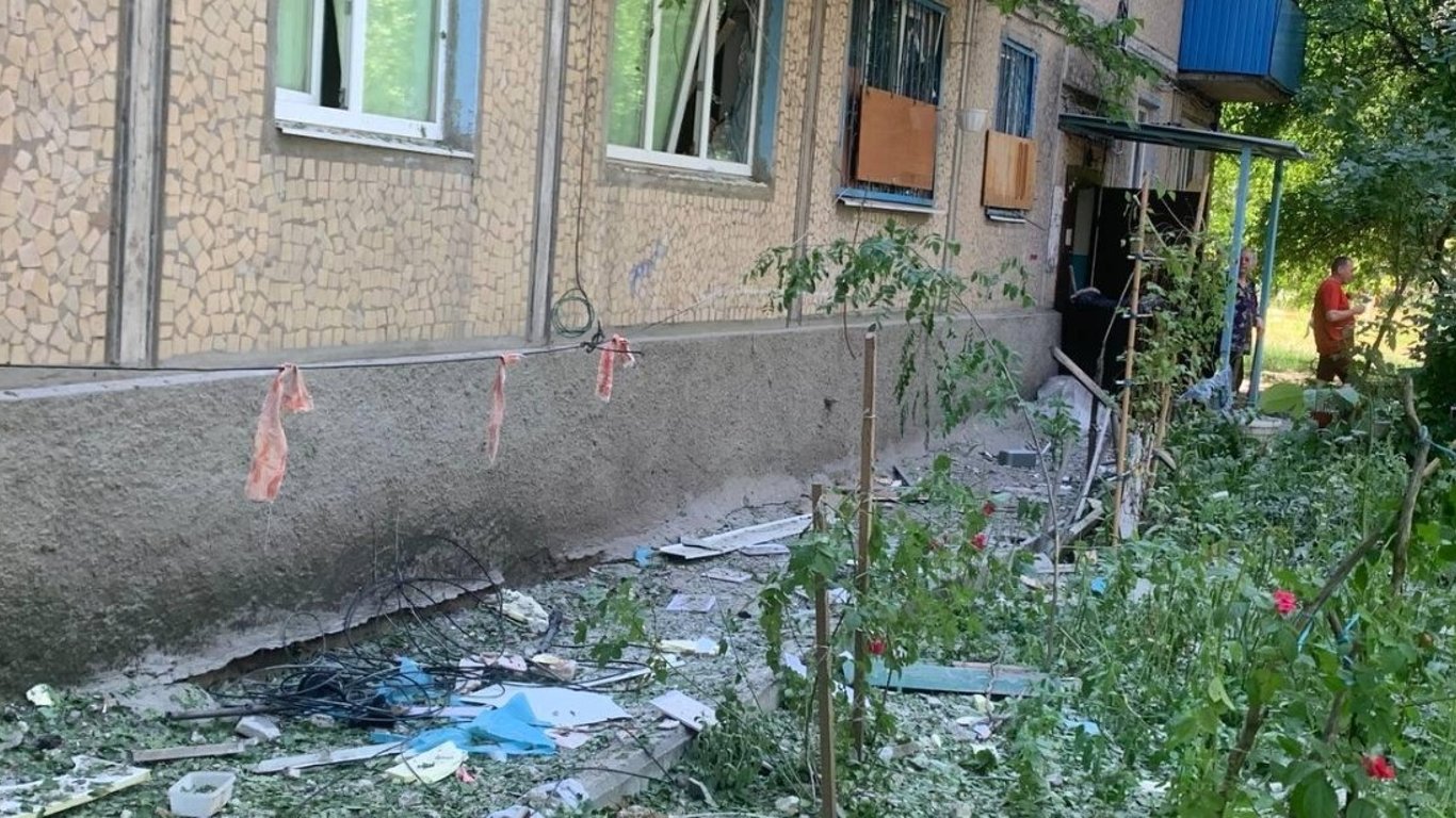 россияне обстреляли восемь населенных пунктов Донетчины - есть погибшие и раненые