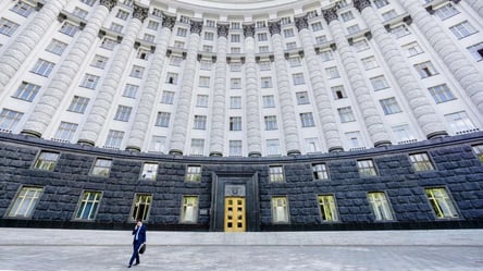 В Україні заборонили шість проросійських партій - 285x160