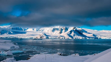 Тривожна аномалія: в Антарктиді полярники зафіксували мінімальну кількість льоду - 285x160