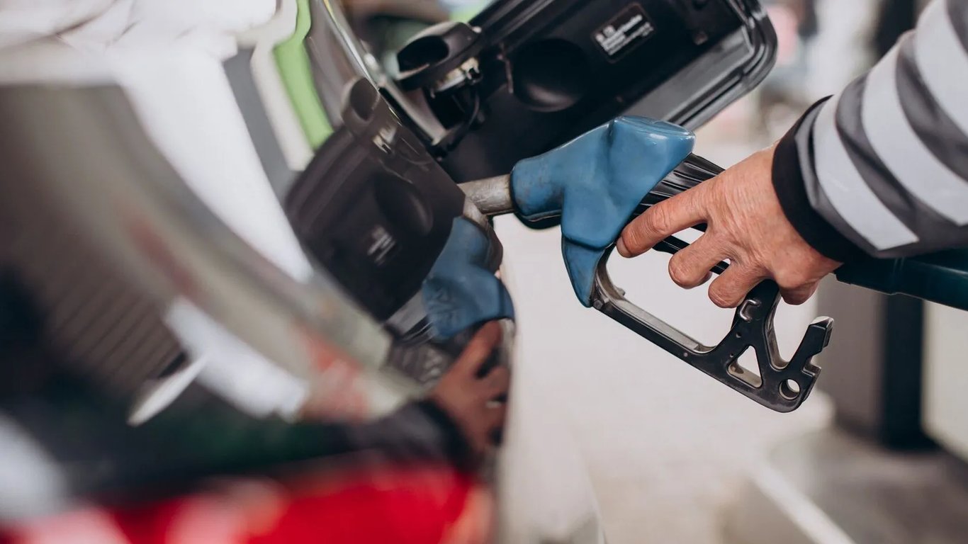 Рост спроса на бензин в 2024 году замедлится из-за роста количества электромобилей в Китае и США