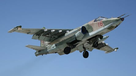 В Белгородской области рухнул российский военный самолет. Видео - 285x160