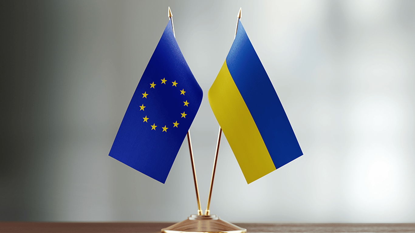 Єврокомісія рекомендувала надати України статус кандидата на вступ в ЄС