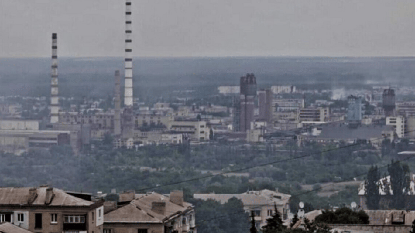 Це не "Азовсталь": росіяни не дозволяють евакуювати 300 осіб із заводу "Азот"