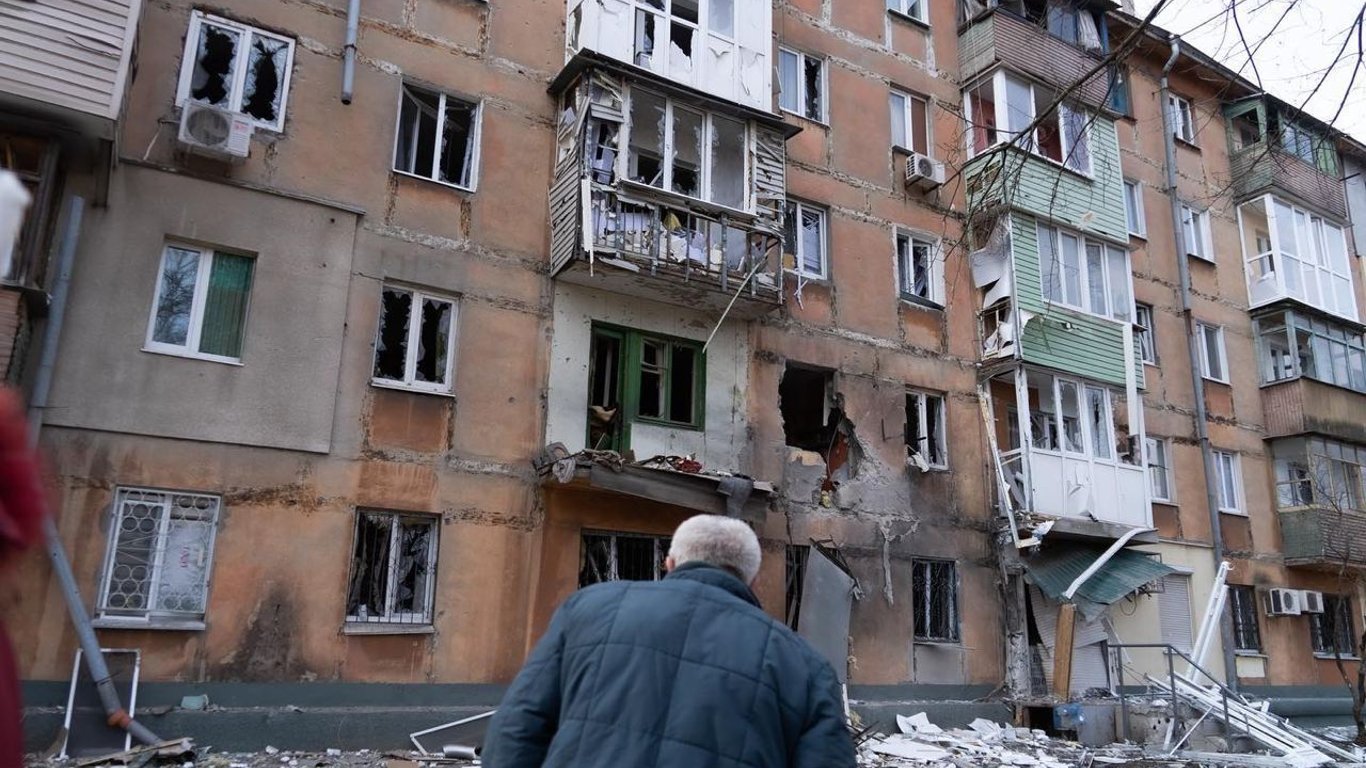 В Маріуполі окупанти обіцяють платити по 16 тис рублів за квадратний метр знищеного житла