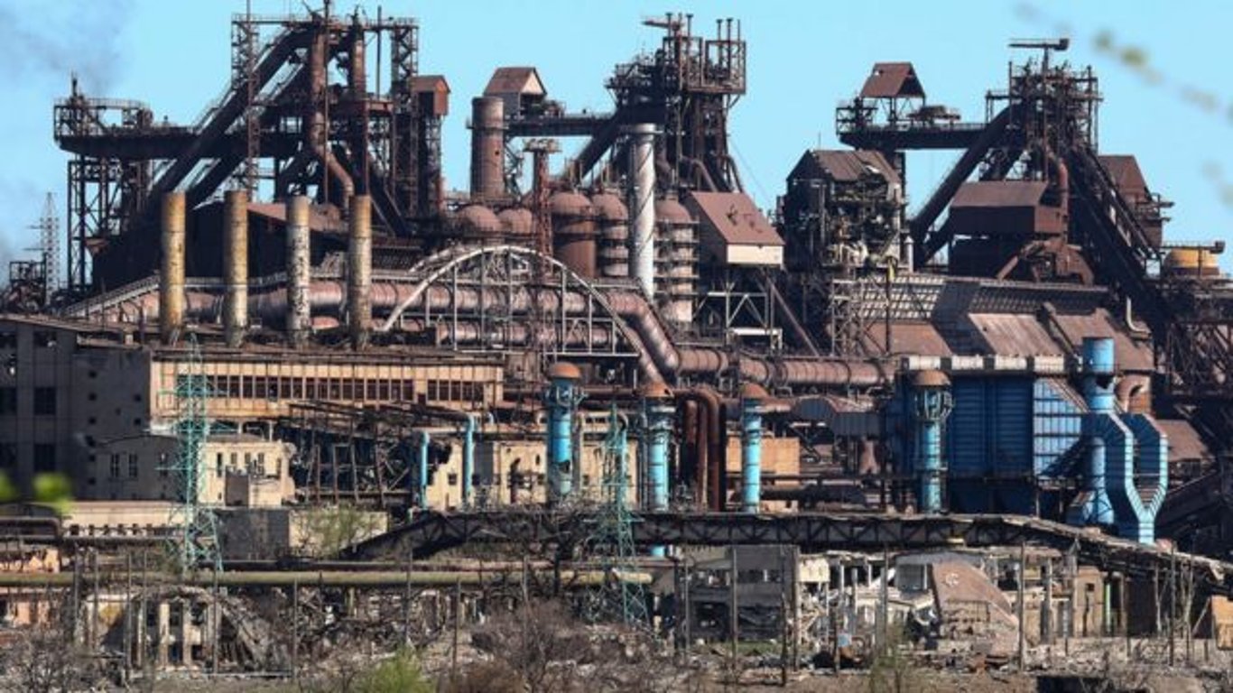 Ніякого виробництва: окупанти хочуть зробити з "Азовсталі" місце відпочинку чи промисловий парк