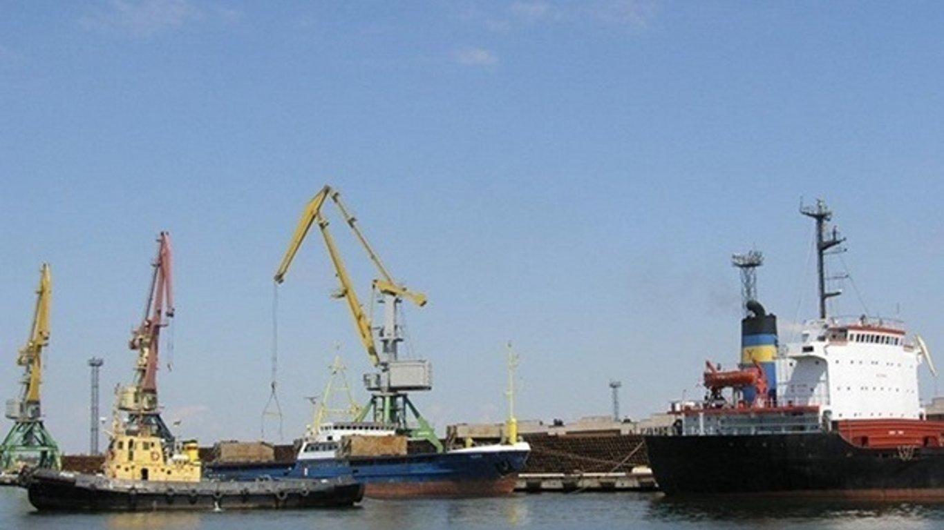 Британия готова помочь в разблокировании украинских портов