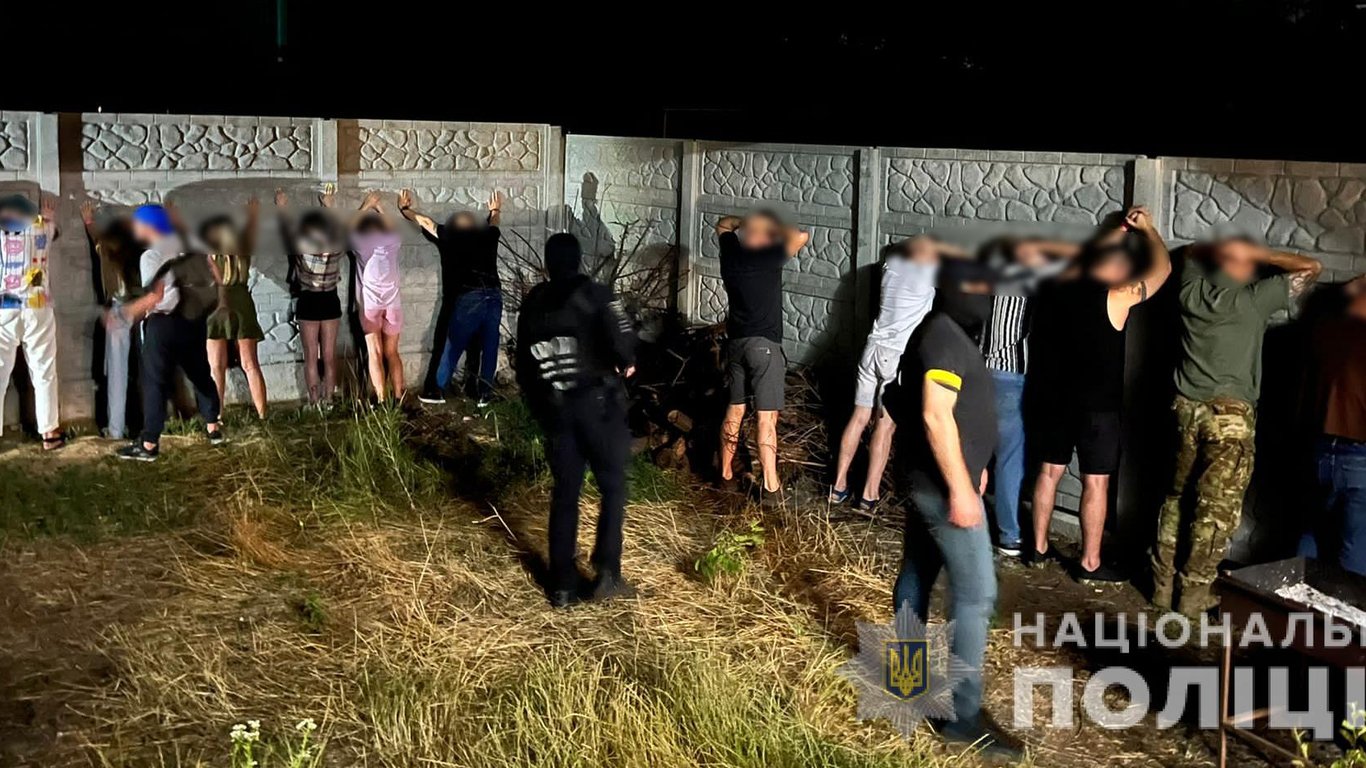 В Одесской области полицейские "накрыли" нарковечеринку