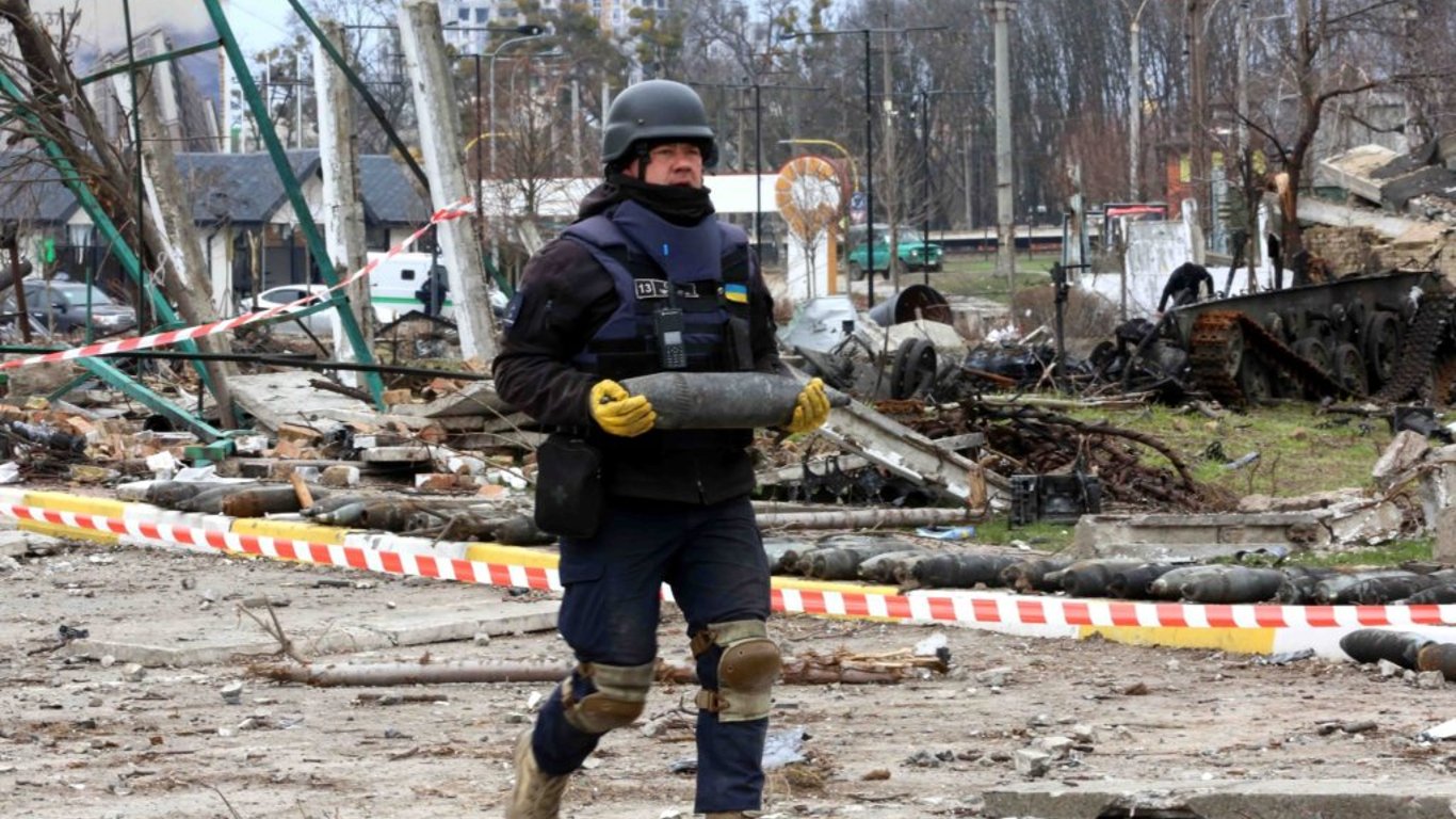 Разминирование Киевщины – обезвредили почти 47 тыс. взрывоопасных предметов