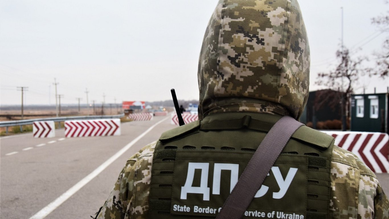 В Украине встретили первых 17 пограничников, которые были в плену