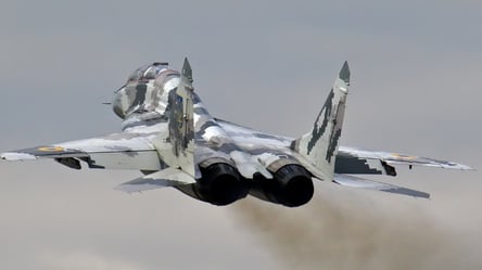 Украина может получить истребители МиГ-29 и танки от Словакии - 285x160