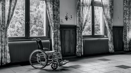 В Одесі засудили багатодітну мати за крадіжку інвалідного крісла - 285x160