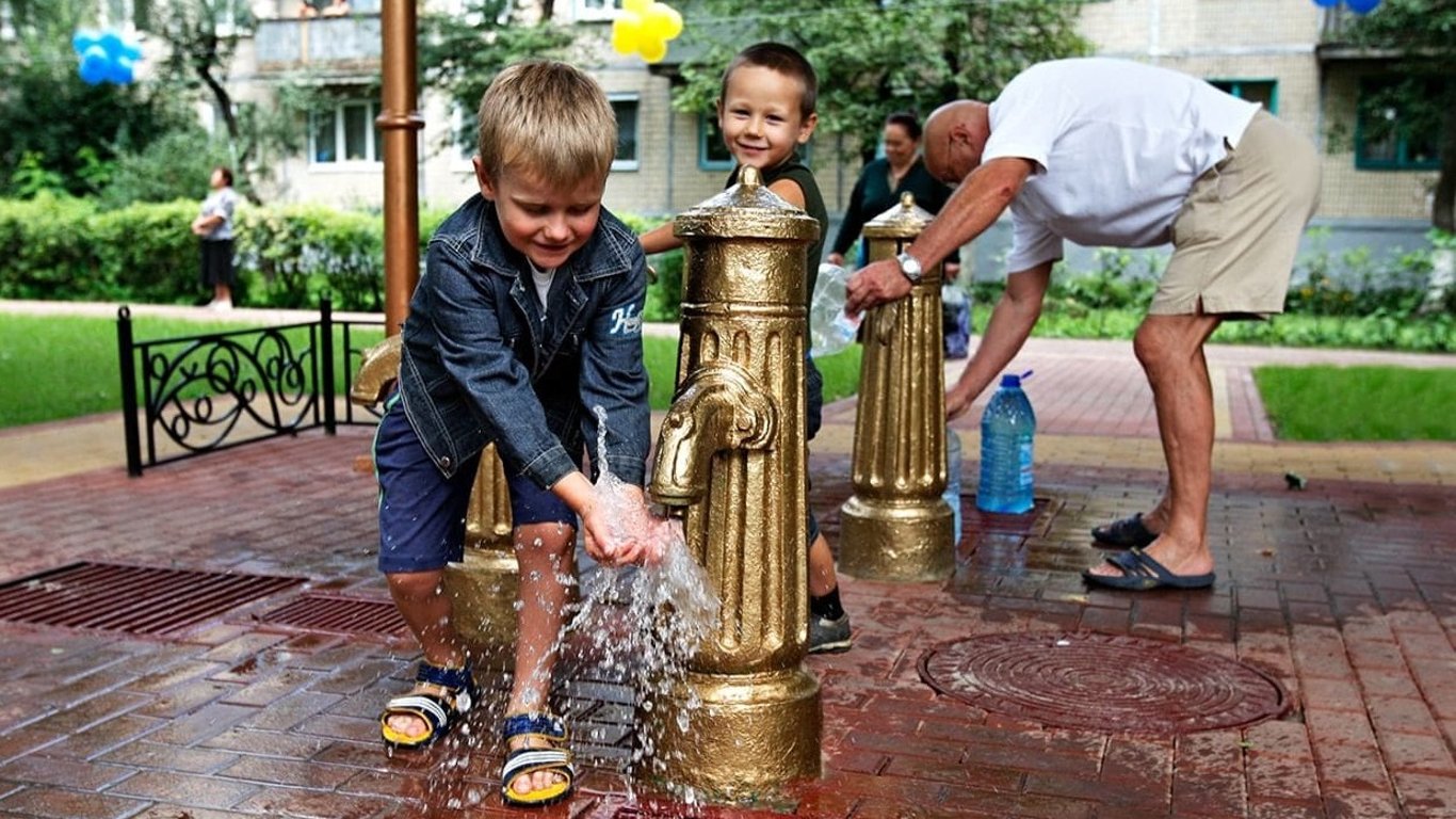 Вода в Києві - в місті відключають низку бюветів