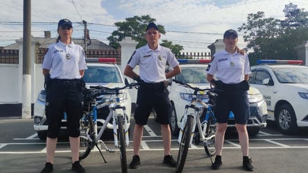 Одеські велопатрульні затримали колаборанта: він фотографував місця "прильотів" - 285x160